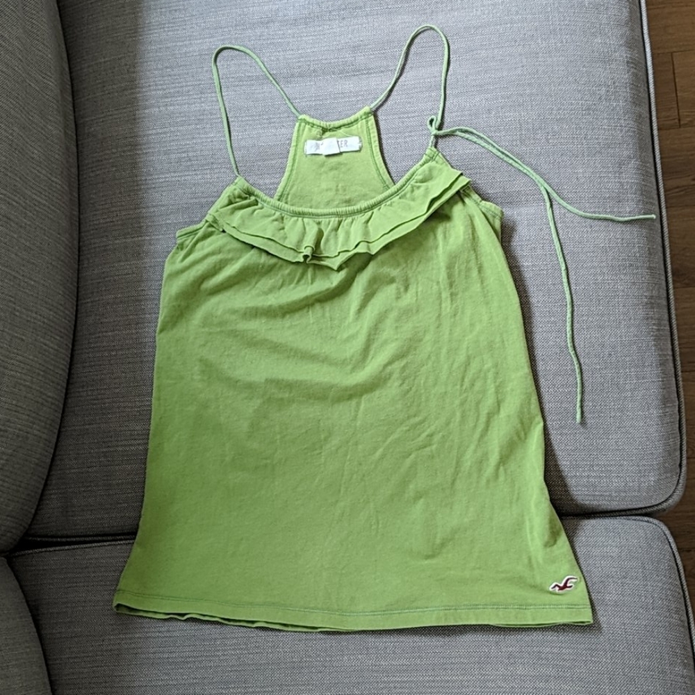 Hollister top
